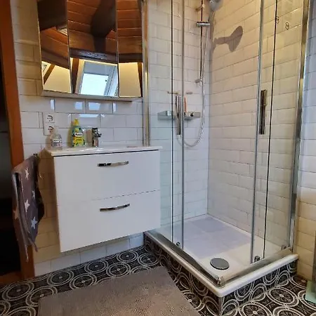 Schulhaus Wettges * Birstein