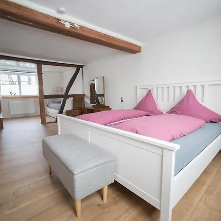 Schulhaus Wettges Birstein